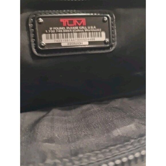 TUMI Alpha 2 Compact 2 Wheeled Duffel Luggage Carry-On Black 22052DH 14X19.75X10 - Picture 13 of 13